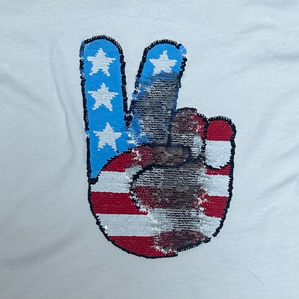 GAP Peace Sign Flag Short Sleeve Flippy Sequin Tee, Size XL,‎ MSRP $22 - Picture 4 of 7
